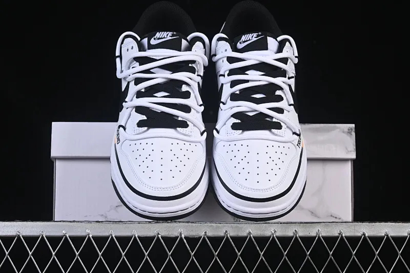 All categories Nk SB Dunk Series Nk SB Dunk Low High-end customized low-top sneakers Nike SB Dunk Low strap customization low-top casual sneakers DD1391-100